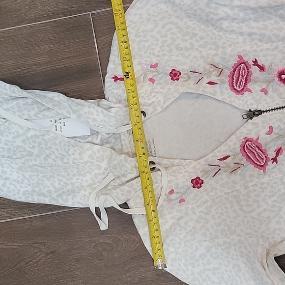 Caite Embroidered Handmade Hoodie Jacket - Picture 9 of 9